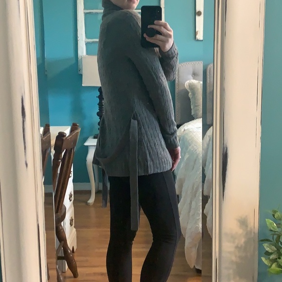 Cardigan - Picture 3 of 5